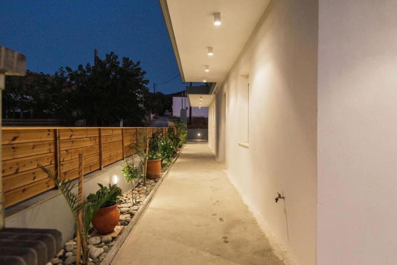 Villa Balux คาลามากิ ภายนอก รูปภาพ